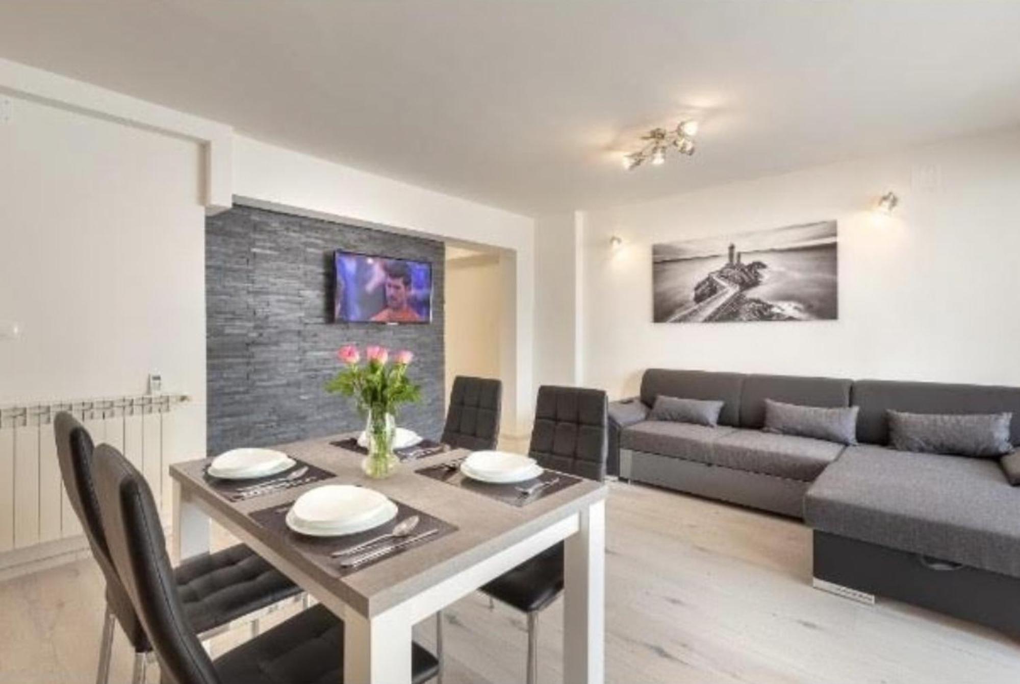 Newly Renovated App Goran Apartman Umag Kültér fotó