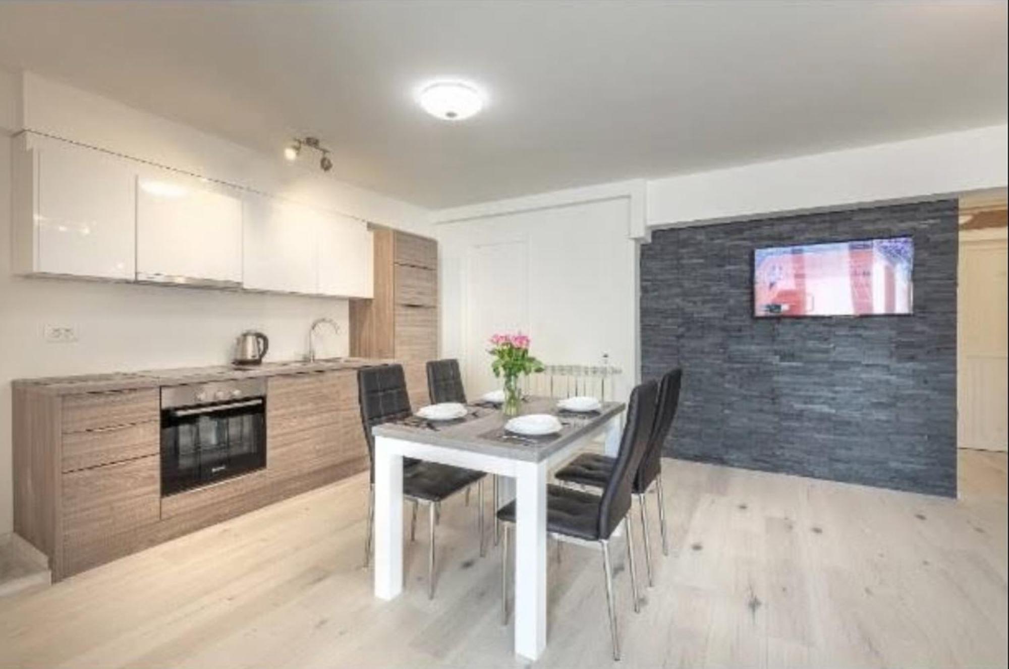 Newly Renovated App Goran Apartman Umag Kültér fotó