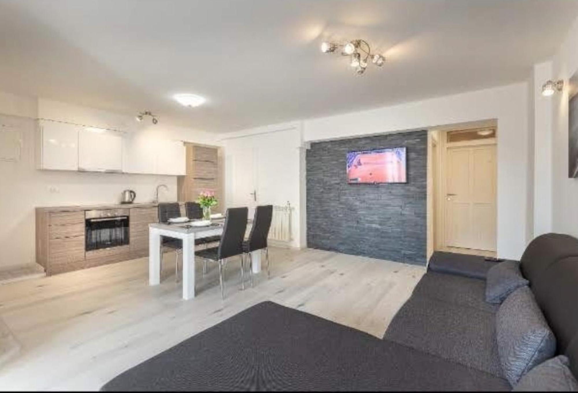 Newly Renovated App Goran Apartman Umag Kültér fotó